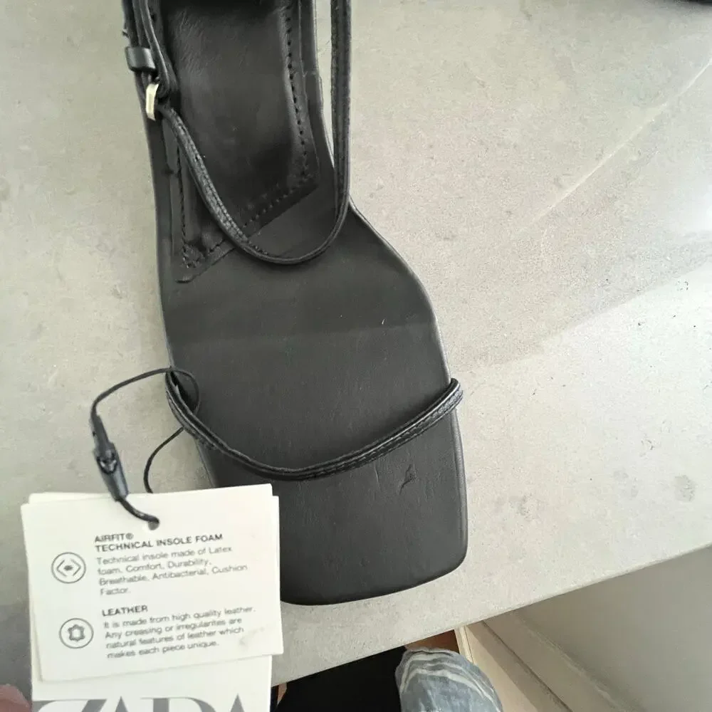 Zara Black Leather Ankle Strap Heeled Sandals Square Toe NWT Size 39 EU - Picture 11 of 13